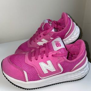 New Balance kids Fresh Foam X70 V1 Size: 12.5 Color: Fuchsia